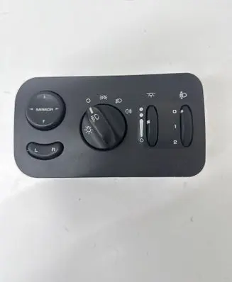 Chrysler Grand Voyager IV Light switch 2108031