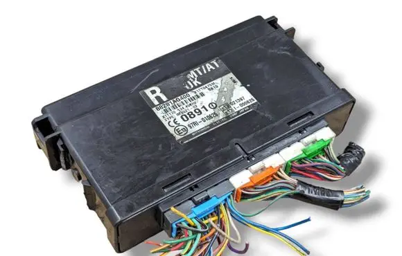 Subaru Outback Gearbox control unit/module 88281AG400