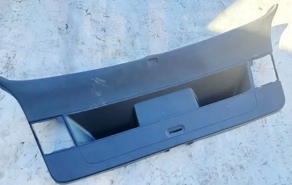 Volkswagen Golf VI Other trunk/boot trim element 5K6867605