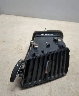 Seat Alhambra (Mk2) Dash center air vent grill 7N0858069
