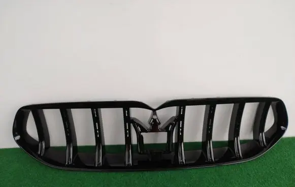 Maserati Grecale Front bumper upper radiator grill 670167501