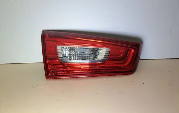 Mitsubishi ASX Tailgate rear/tail lights P9373