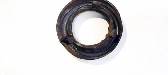 Volvo V40 Front coil spring rubber mount AV615599DD