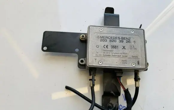 Antenna control unit