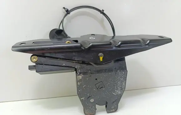 BMW 5 E60 E61 Tailgate/trunk/boot lock/catch/latch 7014870