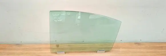 Volvo S80 Rear door window glass DOT57M1502AS2 E000186 43R00043