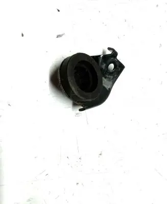 Nissan Qashqai Radiator mount bracket
