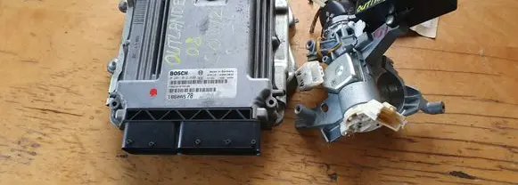 Mitsubishi Outlander Engine control unit/module 0281013890 1860A578