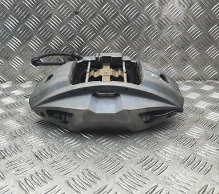 BMW X5 G05 Front brake caliper 8843331 8844337