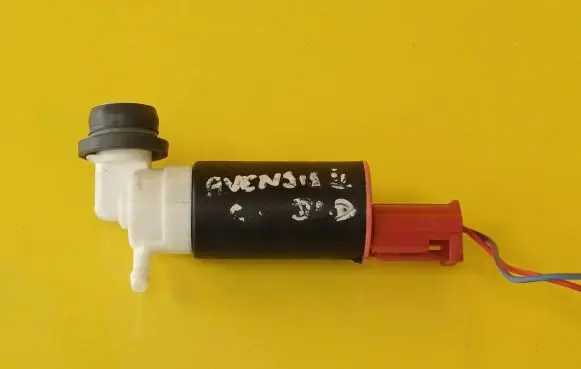Toyota Avensis T220 Windscreen/windshield washer pump
