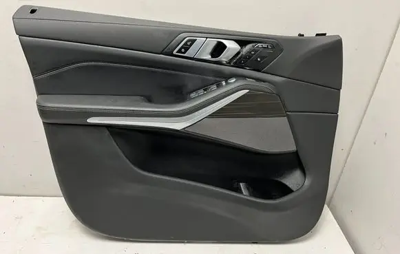 BMW X7 G07 Front door card panel trim 5A83041 9436041