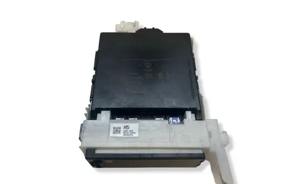 Toyota Yaris XP210 Other control units/modules 892210DA80