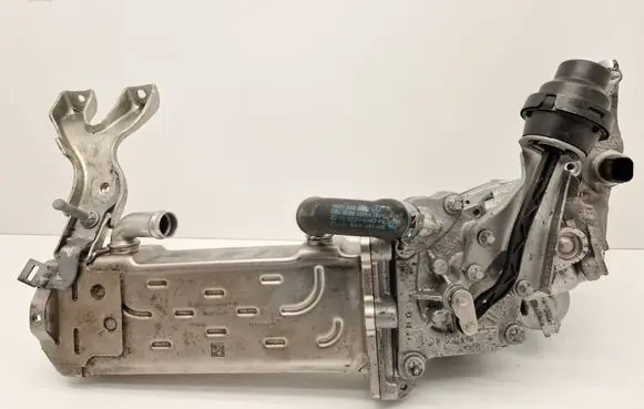 Mercedes-Benz E W212 EGR valve cooler 7100050 A6511400775 0371300798