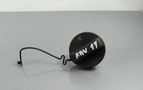 Toyota RAV 4 (XA50) Fuel tank filler cap 