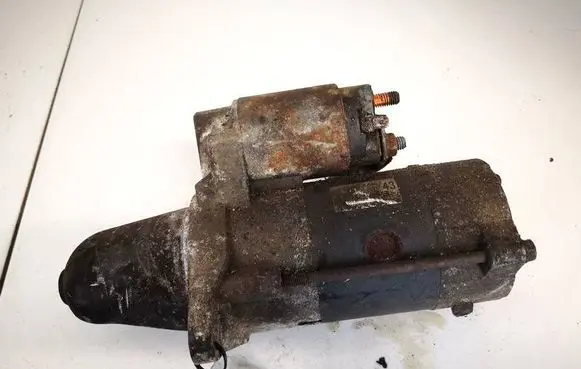 Subaru Legacy Starter motor 23300aa620 m002t89071