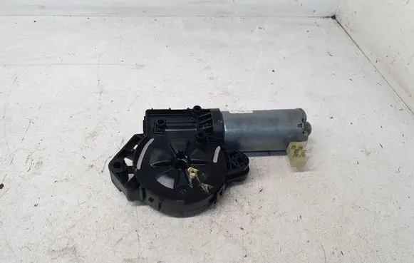 Mercedes-Benz GLC X253 C253 Sunroof motor/actuator 0390200100
