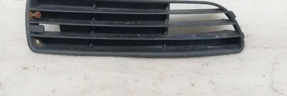 Audi A4 S4 B5 8D Front bumper lower grill