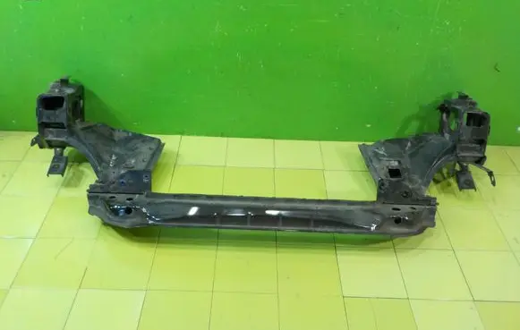 Rover Range Rover Radiator support slam panel XP79