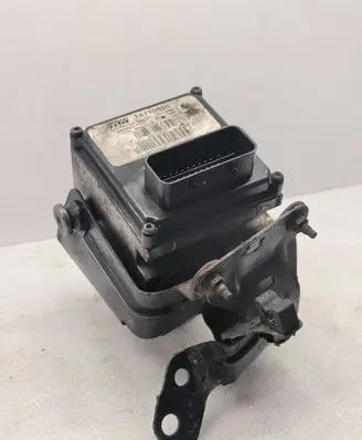 Peugeot 407 ABS Pump 15710605 9661702380 15710505E