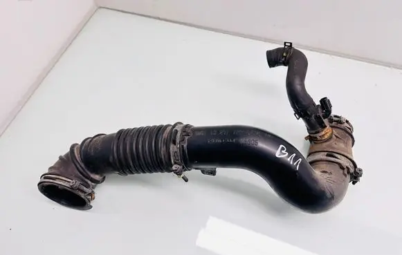 Mazda CX-5 Air intake duct part SH0113231 K6805