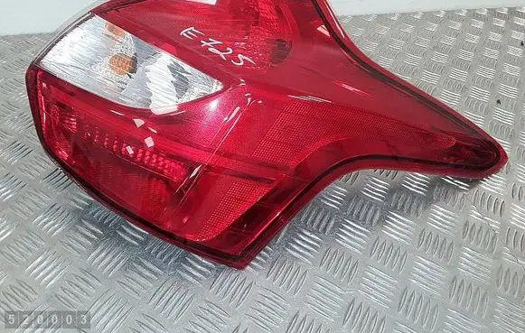 Ford Focus Rear/tail lights BM5113404A BM5113404B