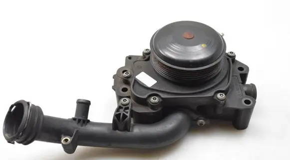 Infiniti Q50 Water pump A6512006601