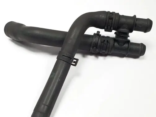Mercedes-Benz SL AMG R230 Engine coolant pipe/hose 2305000573