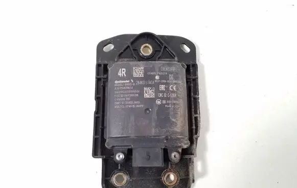 Nissan Leaf II (ZE1) Distronic sensor radar 284K05SA0A