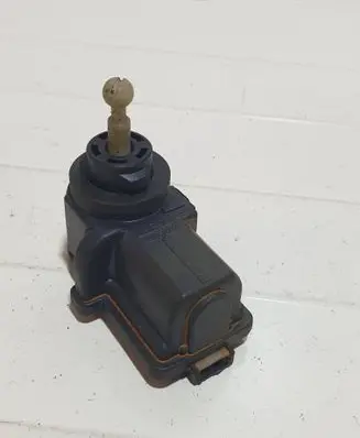 Ford Focus Headlight level adjustment motor 4M5X13K198AA