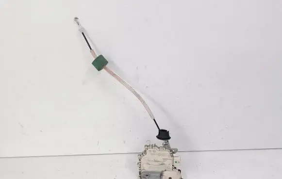 Audi A6 S6 C6 4F Front door lock 4F1837016F