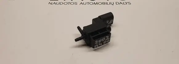 Audi A4 S4 B6 8E 8H Vacuum valve 037906283C 72288000 01T327