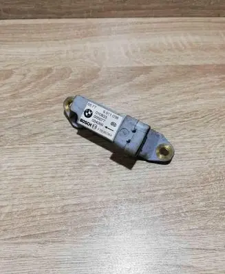 BMW 3 E46 Airbag deployment crash/impact sensor 6911038