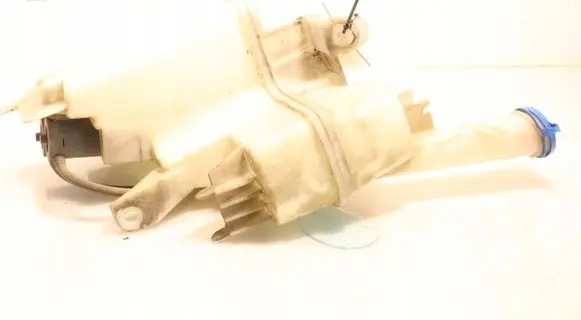 Windshield washer fluid reservoir/tank