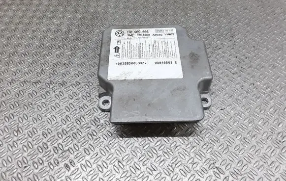 Volkswagen Touran I Airbag control unit/module 1T0909605
