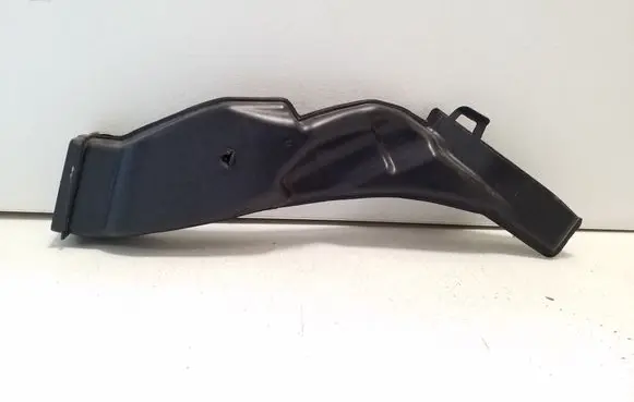 BMW 3 G20 G21 Water drain line hose 51317449651 7449651