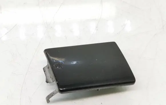 Mercedes-Benz E W211 Front tow hook cap/cover A2118850026