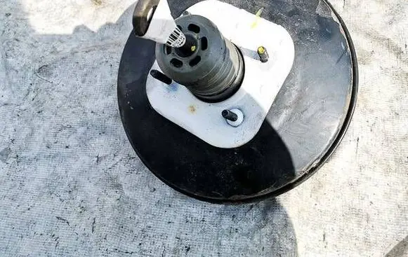 Dodge Caliber Brake booster 05105149ae
