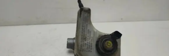 Volkswagen PASSAT B6 Master brake cylinder