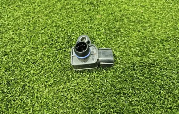 Hyundai Santa Fe Air pressure sensor 393002M500 9022040027 1637011
