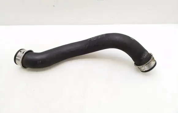 Mercedes-Benz E W212 Engine coolant pipe/hose A2043011582