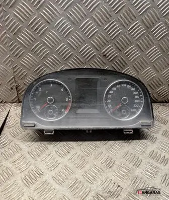 Speedometer (instrument cluster)