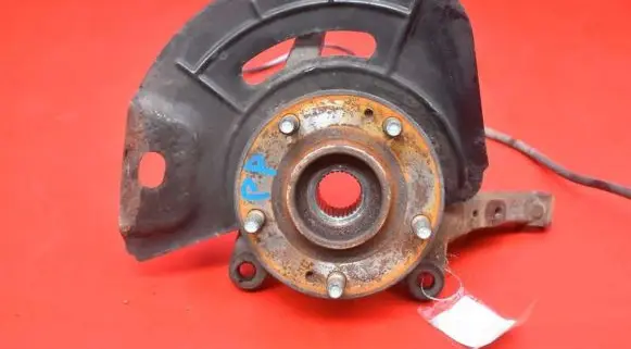 Hyundai i40 Front wheel hub spindle knuckle