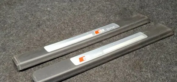 Audi A3 S3 8P Rear sill trim cover 8P4853558E 8P4853557E
