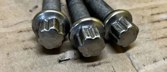 Mercedes-Benz GLS X166 Nuts/bolts 