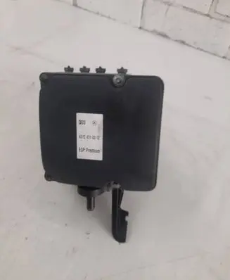 Mercedes-Benz E W212 ABS Pump A2124313312