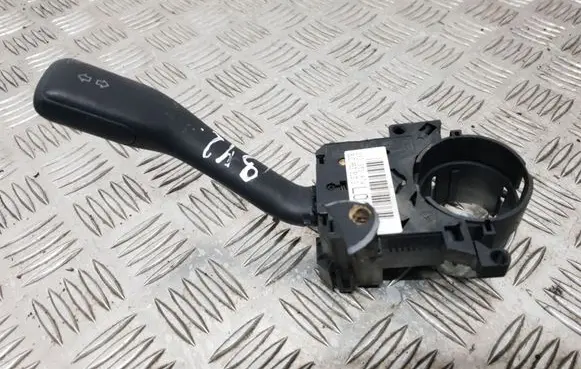 Skoda Fabia Mk1 (6Y) Indicator stalk 8L0953513G