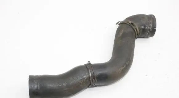 Porsche Boxster 986 Engine coolant pipe/hose 99610650105