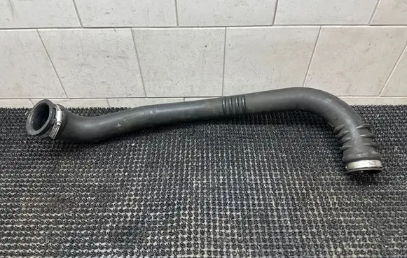 Intercooler hose/pipe