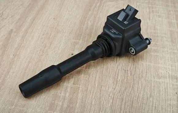 BMW 8 G16 High voltage ignition coil 8643360