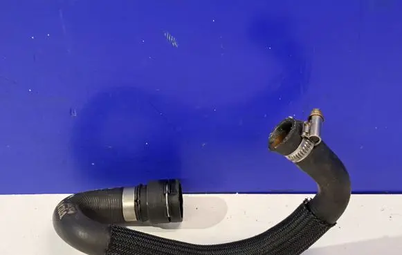 Volvo S60 Engine coolant pipe/hose 31358617